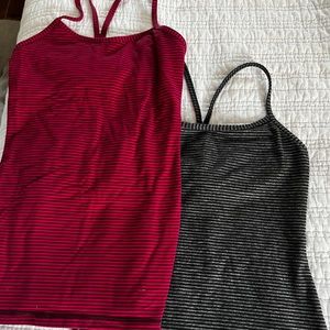Lululemon tank with integrated bra
